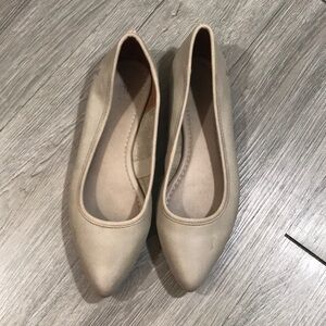 Frye Pointed Toe Neutral Leather Slip-On Flats              size 7.5